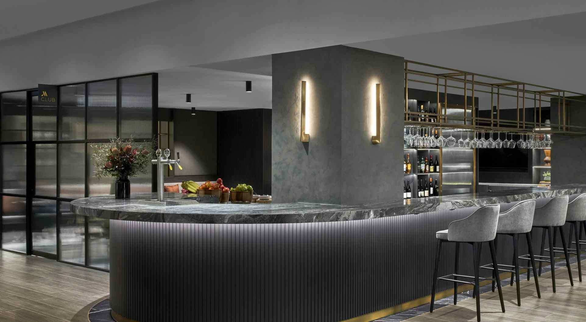 MBar, Melbourne Marriott Hotel